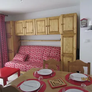 appartement-4-6-pers.hotels-rhonealpes.com/