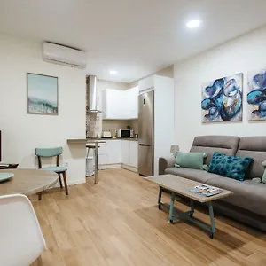 https://apartamento-aitana.es-andalucia.com